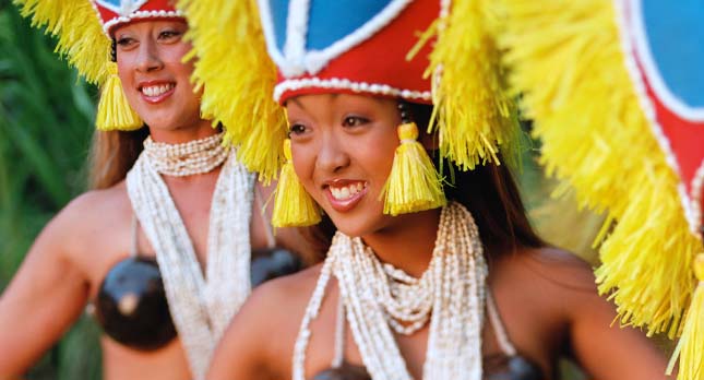 Kauai Luau Performers